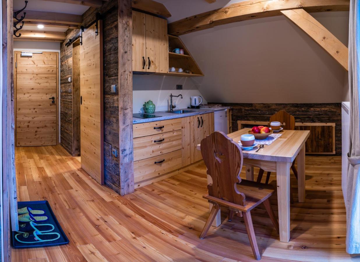 Tourist Farm Senkova Domacija Vila Zgornje Jezersko Exterior foto